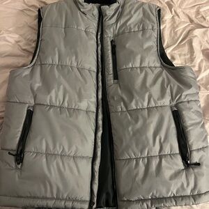 Outdoor Life Men's Silver Puffer Vest
